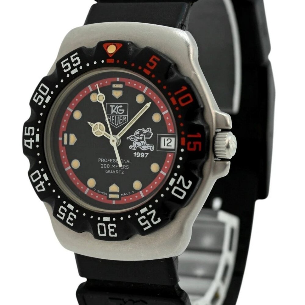 RARE Formula 1 Tag Heuer 35mm Black/ Red 1997 Sagawa Dial Watch